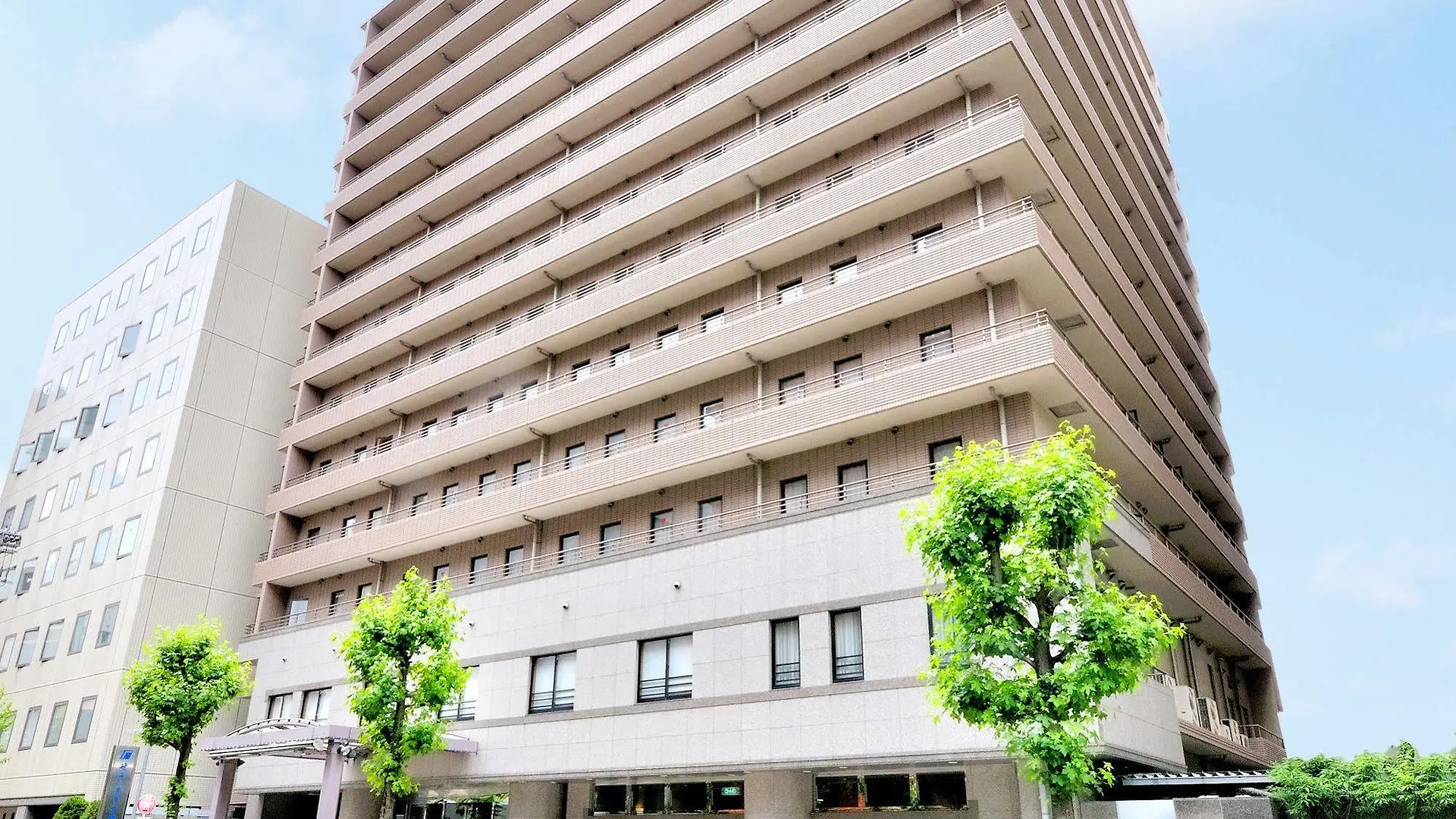 ***  Sunny Stone Hotel Suita Japan